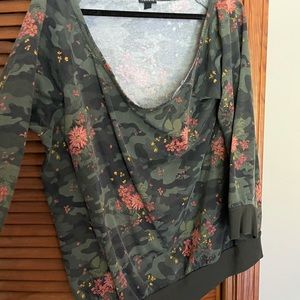 Torrid off the shoulder camo sweatshirt